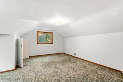 648 Roosevelt Road, Saint Cloud, MN 56301 - Photo 22