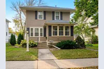 609 Wall Street, North Mankato, MN 56003 - Photo 1