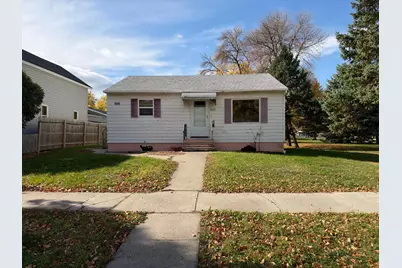 409 3rd Street S, Breckenridge, MN 56520 - Photo 1