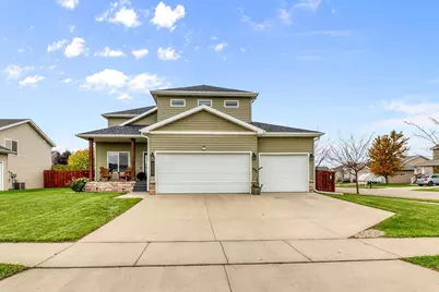 4203 18th Street S, Moorhead, MN 56560 - Photo 2
