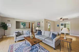 2640 Noble Ave N, Golden Valley, MN 55422 - Photo 10