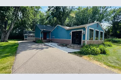 2064 Stillwater Street, White Bear Lake, MN 55110 - Photo 2
