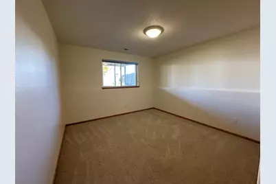 1318 37th Avenue S, Moorhead, MN 56560 - Photo 24