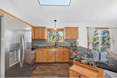 911 Cobblestone Lane, Belle Plaine, MN 56011 - Photo 20