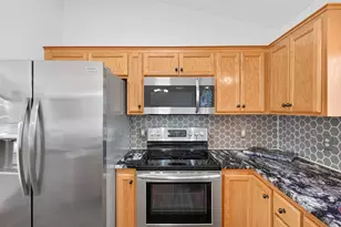911 Cobblestone Ln, Belle Plaine, MN 56011 - Photo 22