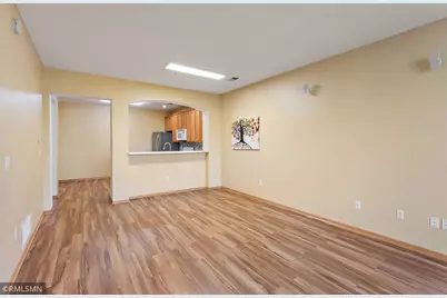 772 Wisconsin Avenue N, Golden Valley, MN 55427 - Photo 6