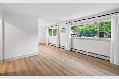 135 16th Ave NE #1, Minneapolis, MN 55413 - Photo 1