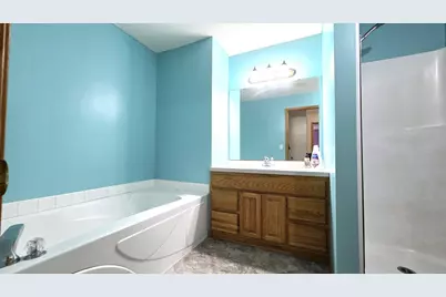 129 Appleblossom Lane, Shakopee, MN 55379 - Photo 18