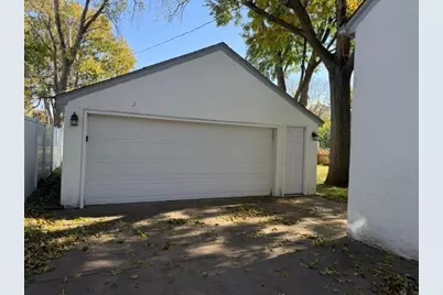 7431 Pillsbury Avenue S, Richfield, MN 55423 - Photo 2