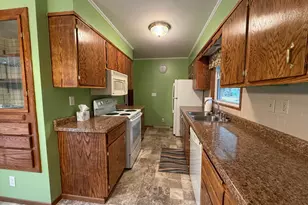 904 20th St N, Moorhead, MN 56560 - Photo 6