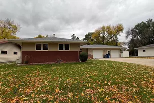904 20th St N, Moorhead, MN 56560 - Photo 46