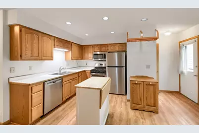 1966 Tuenge Drive, Stillwater, MN 55082 - Photo 4
