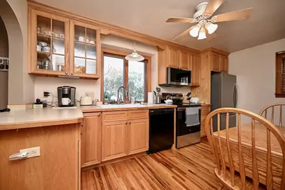 557 W Sanborn Street, Winona, MN 55987 - Photo 4