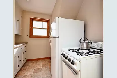 557 W Sanborn Street, Winona, MN 55987 - Photo 18