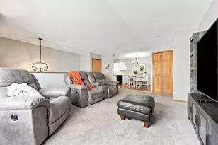 577 Kendall Dr, Hastings, MN 55033 - Photo 10