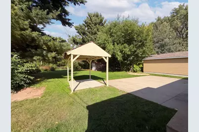 2517 Nokomis Avenue, Saint Paul, MN 55119 - Photo 26
