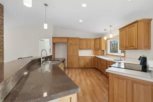 427 N Glover Rd, Hudson, WI 54016 - Photo 12
