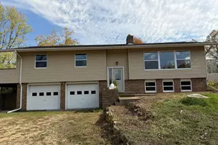 427 N Glover Rd, Hudson, WI 54016 - Photo 1