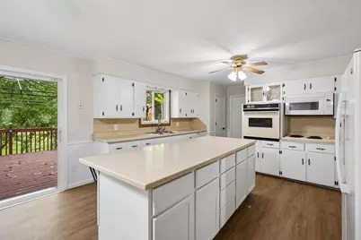 7920 Robin Circle, Waconia, MN 55387 - Photo 6