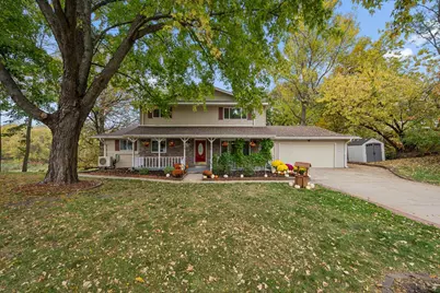 7920 Robin Circle, Waconia, MN 55387 - Photo 2