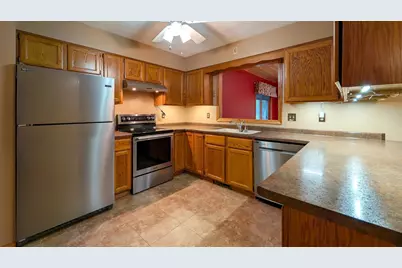 1613 Canary Drive, Albert Lea, MN 56007 - Photo 2