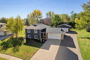 808 Newell Dr, Apple Valley, MN 55124 - Photo 1