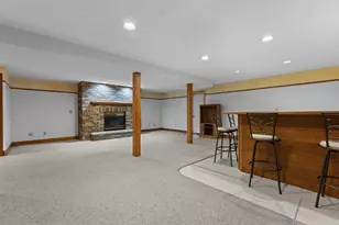402 4th St NE, Hayfield, MN 55940 - Photo 18