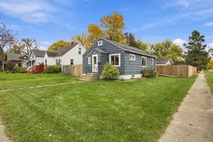 224 14th St S, Moorhead, MN 56560 - Photo 2