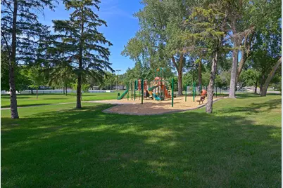 3030 Quail Avenue N, Golden Valley, MN 55422 - Photo 50