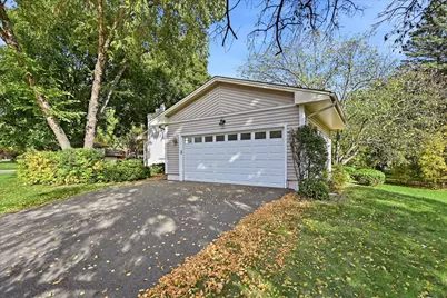 6055 Westbrook Road, Golden Valley, MN 55422 - Photo 2