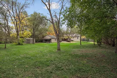 7310 Irving Avenue N, Brooklyn Park, MN 55444 - Photo 32