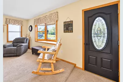 709 Lindbergh Drive S, Little Falls, MN 56345 - Photo 10