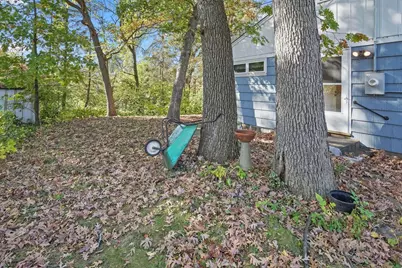 8015 Plymouth Avenue N, Golden Valley, MN 55427 - Photo 36