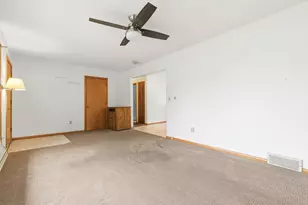 122 W George St, Ivanhoe, MN 56142 - Photo 16