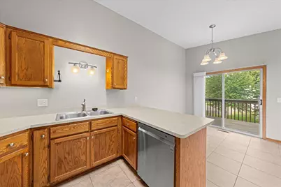 7647 Afton Court, Woodbury, MN 55125 - Photo 12