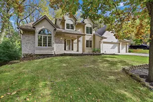 12846 Hialeah Path, Apple Valley, MN 55124 - Photo 2