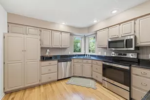 12846 Hialeah Path, Apple Valley, MN 55124 - Photo 16