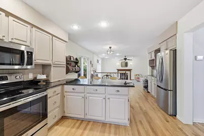 12846 Hialeah Path, Apple Valley, MN 55124 - Photo 18
