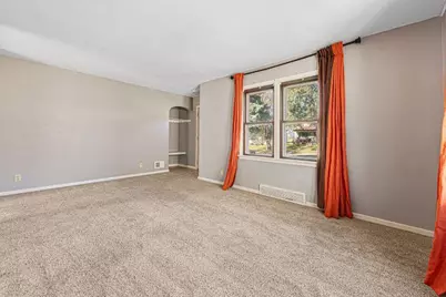 722 Willow Street, Fairmont, MN 56031 - Photo 2