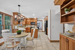 8906 138th Street Ct, Apple Valley, MN 55124 - Photo 16