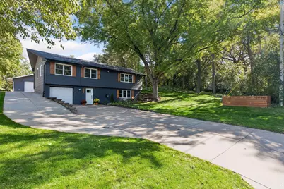 1420 Yosemite Avenue N, Golden Valley, MN 55422 - Photo 4