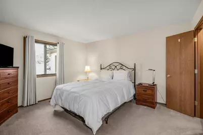 14312 Glenda Drive, Apple Valley, MN 55124 - Photo 4