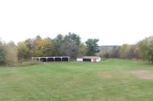 344 NE 1st St, Belle Plaine, MN 56011 - Photo 38