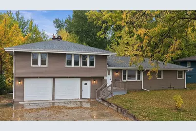 3049 Winnetka Avenue N, Crystal, MN 55427 - Photo 2