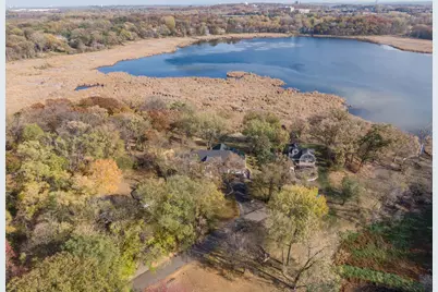 5517 Dickson Road, Minnetonka, MN 55345 - Photo 2