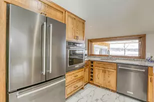 5517 Dickson Rd, Minnetonka, MN 55345 - Photo 20