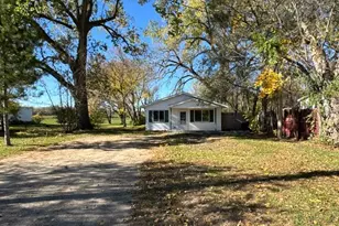 201 SW Thompson St, Verndale, MN 56481 - Photo 8