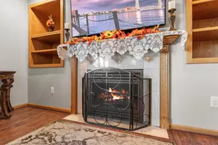 11160 Lake Point Dr, Chisago City, MN 55013 - Photo 14