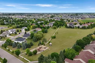 309 43rd Ave S, Moorhead, MN 56560 - Photo 64
