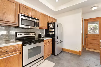 807 7th Avenue SE, Austin, MN 55912 - Photo 8